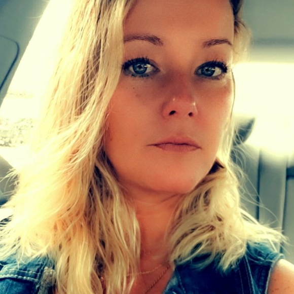 Meet your Posher, Micah - Picture 1 of 2